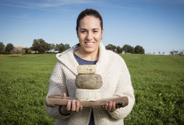“Per ser jove, al món de l’agricultura i la ramaderia t’enfrontes a moltes desconfiances”
