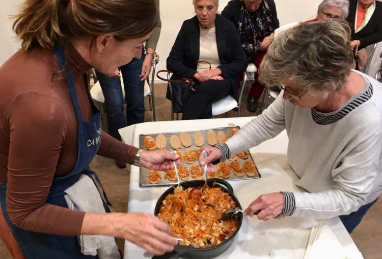 Taller d'escabetx A càrrec de la xef Maria Solivellas, de Ca Na Toneta