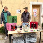 Fireta de producte amb Distintiu Serra de Tramuntana: bodega Terra IóN (Andratx)