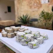 Fireta de producte amb Distintiu Serra de Tramuntana: formatges Sa Cabreta (Pollença)